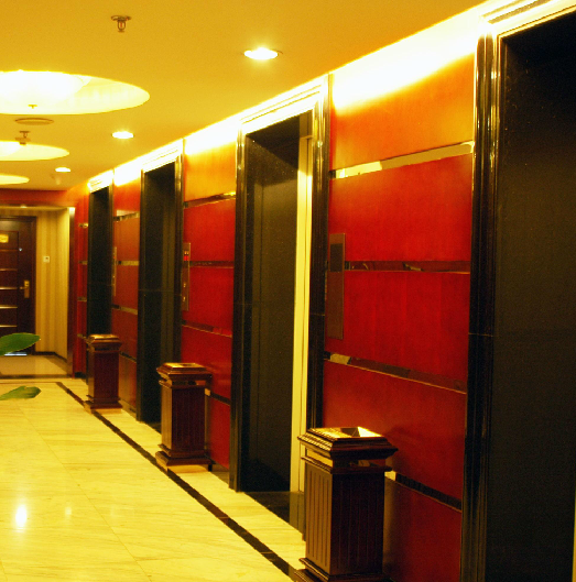青海湖高原红酒店