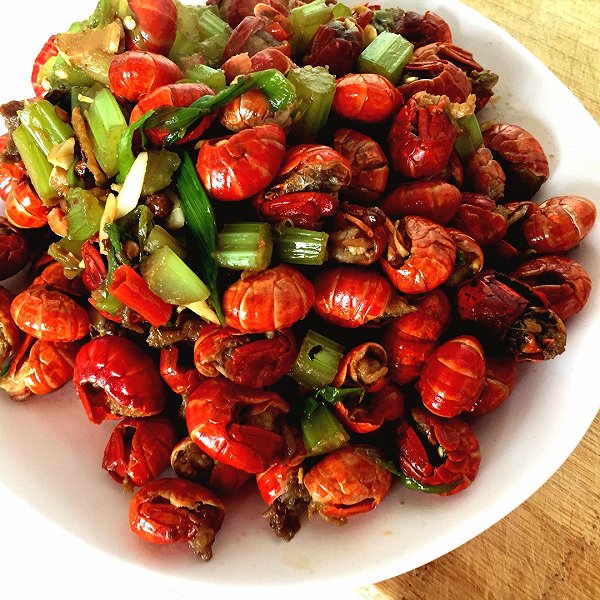 夜小红炒虾尾