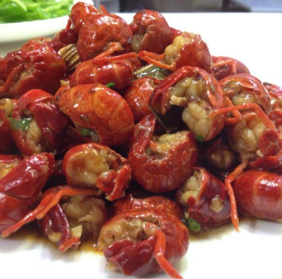 夜小红炒虾尾