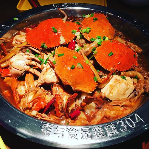 多嘴肉蟹煲