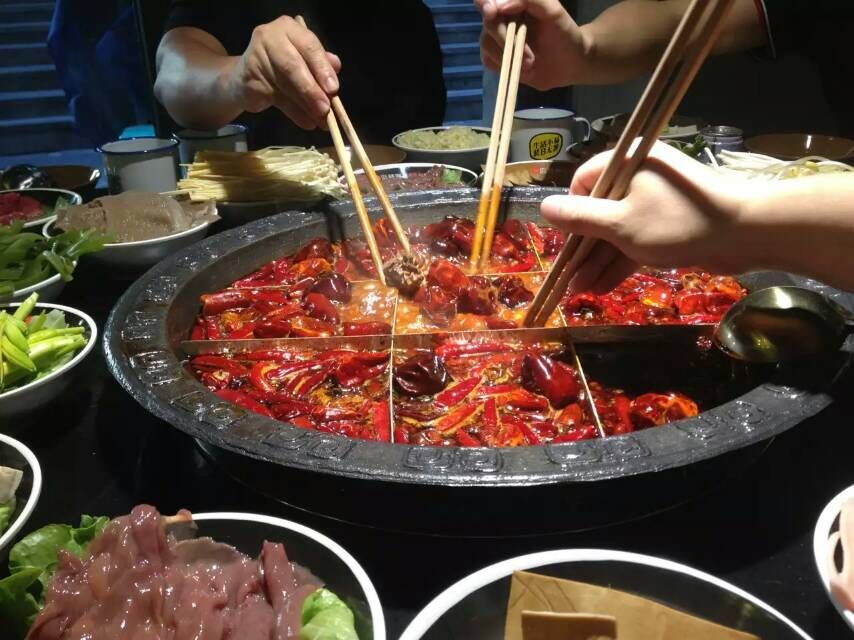 重庆四姐老火锅