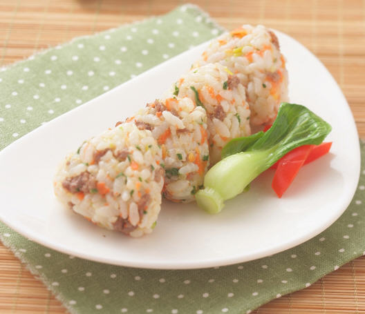 吃获饭团烧