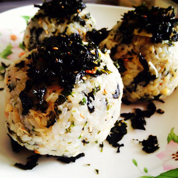 吃获饭团烧