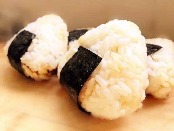 饭团先生