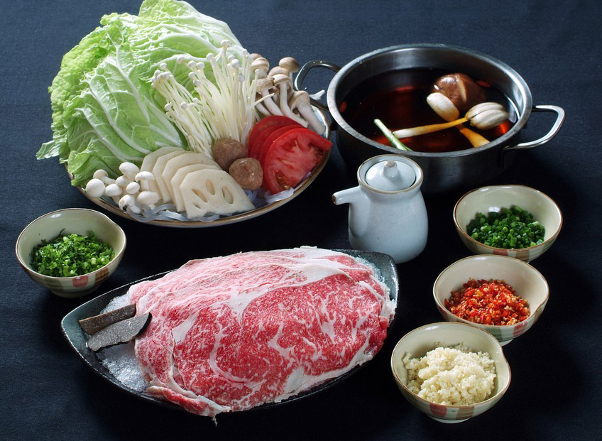 蜀皇全牛宴菌汤鲜牛肉