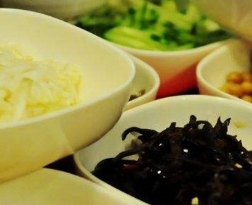 丝恋红汤丝, 