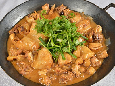 屯老二农家铁锅炖