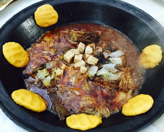 屯老二农家铁锅炖