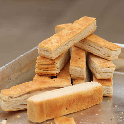 王师傅香掉牙千层饼