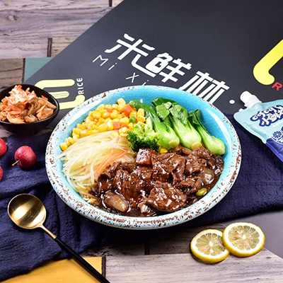 龚友米鲜森铁板牛肉饭