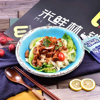 龚友米鲜森铁板牛肉饭
