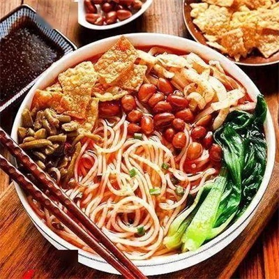 居中品螺蛳粉